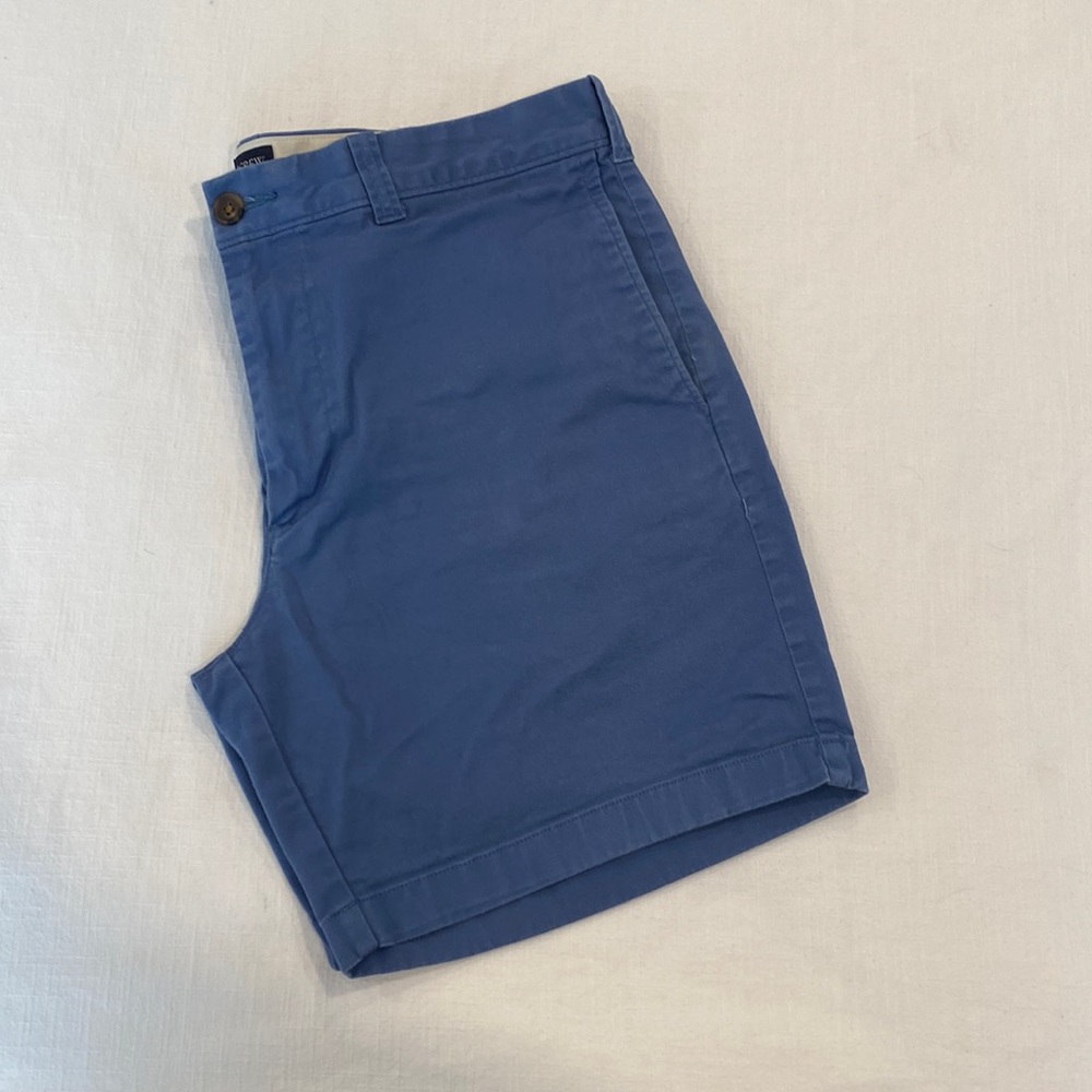 JCrew Factory 7" flex khaki short in slate blue, 34"